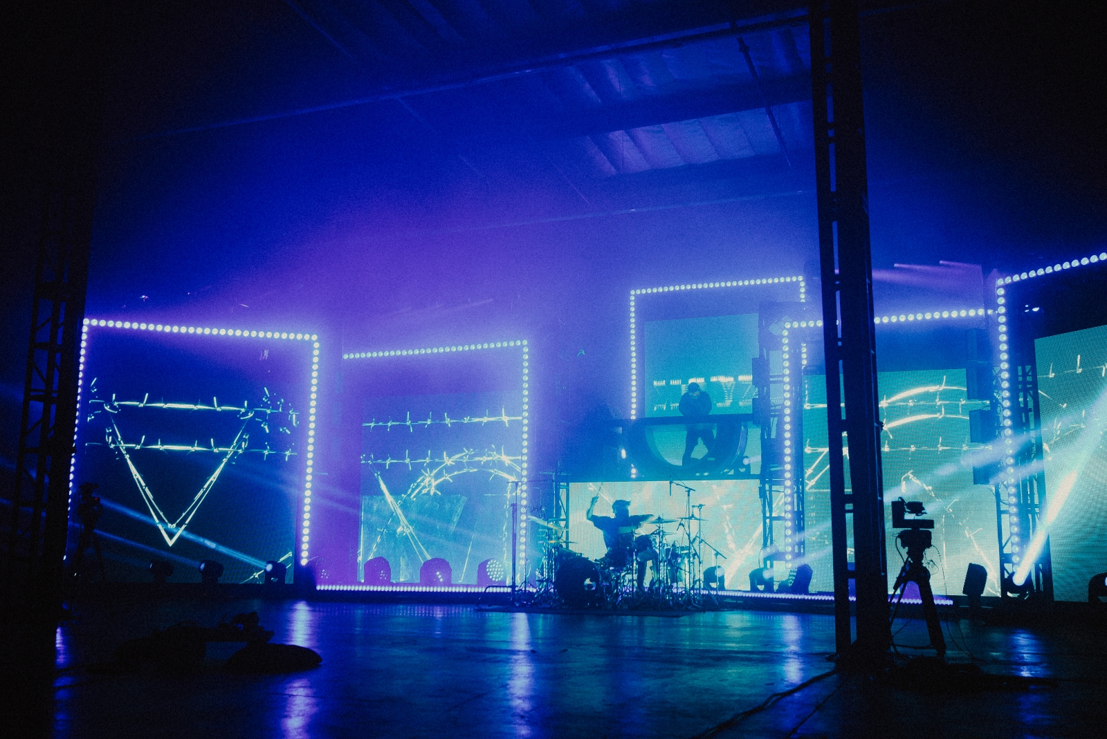 4Wall Provides Lighting and Video Package for the Kayzo ‘Unleashed’ Online Set