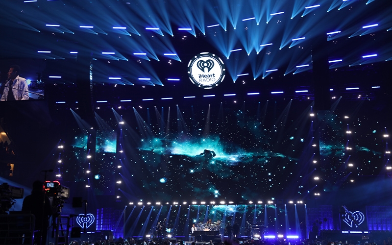 Tom Kenny Creates Diverse Looks for iHeartRadio Music Festival with 4Wall  and CHAUVET Professional | 4Wall Entertainment, Inc.