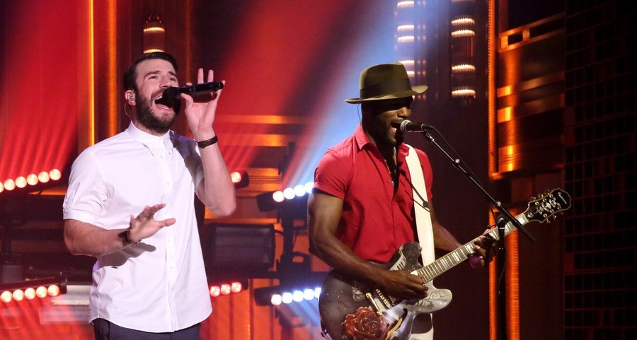  Sam Hunt starts a 'House Party' on The Tonight Show with 4Wall Gear
