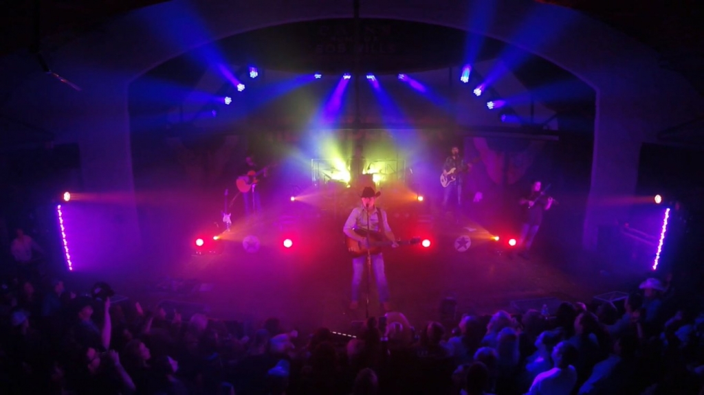  Aaron Watson Tour Gets New Look With 4Wall Gear
