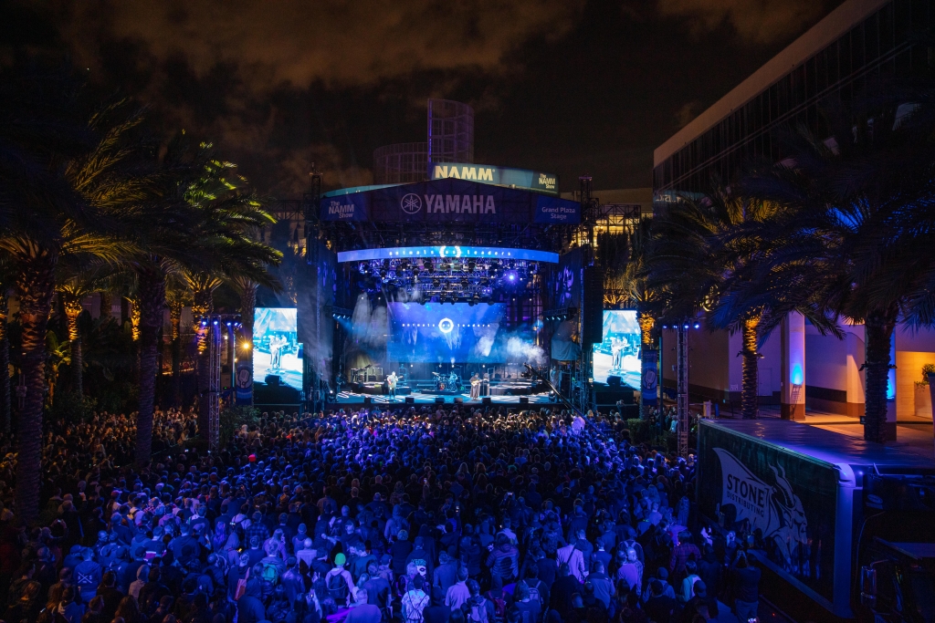  4Wall Entertainment Builds Largest Yamaha Grand Plaza Stage to Date at NAMM 2020