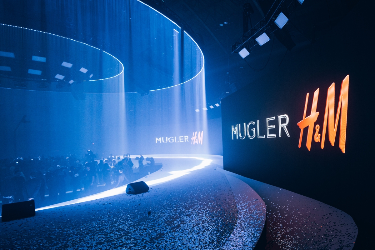  LD Seth Bernstein Illuminates H&M and Mugler Collaboration Celebration in NYC with 4Wall Gear