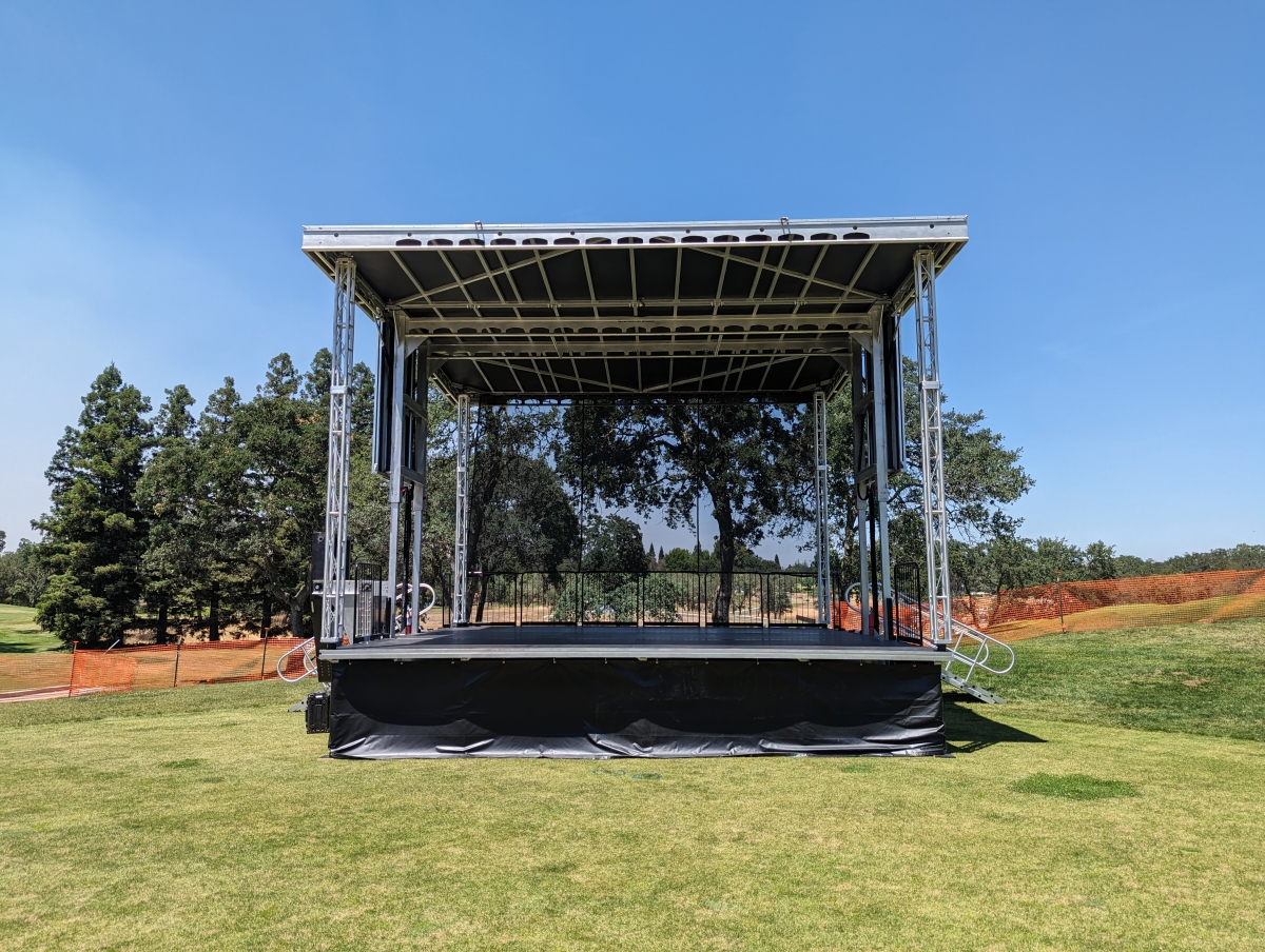  Apex 2424 Mobile Stage