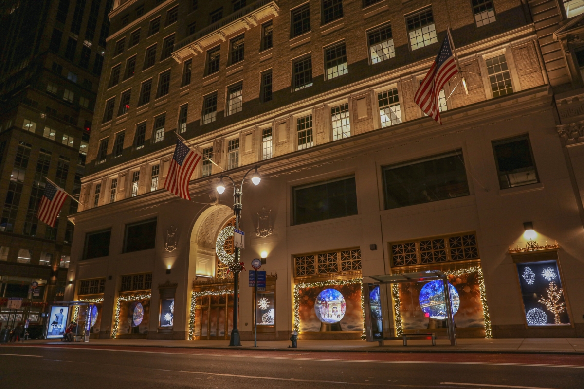  4Wall Provides Projectors for New Snow Globe Projection Display Designed by Alex Basco Koch & Brian Tovar