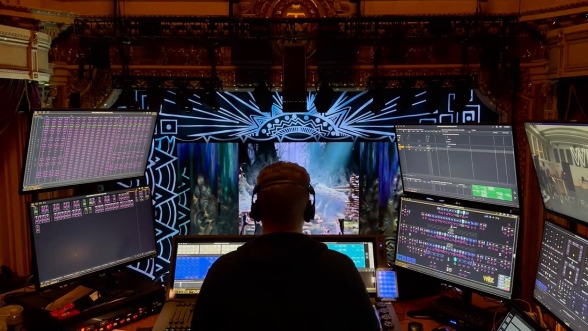  Programming: Between the Console and the Clock